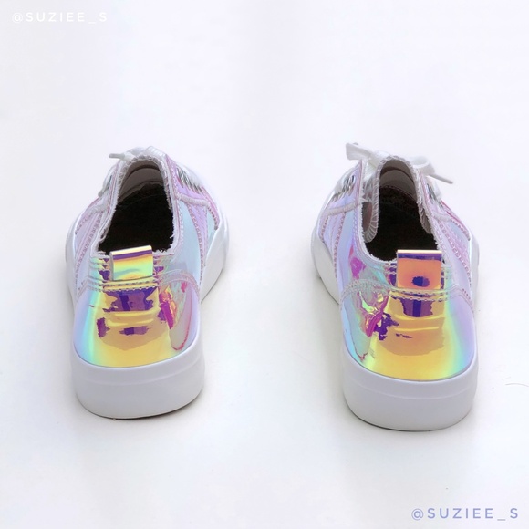 POP Holographic Declan Lace up Sneakers 8 NWT - Picture 6 of 12